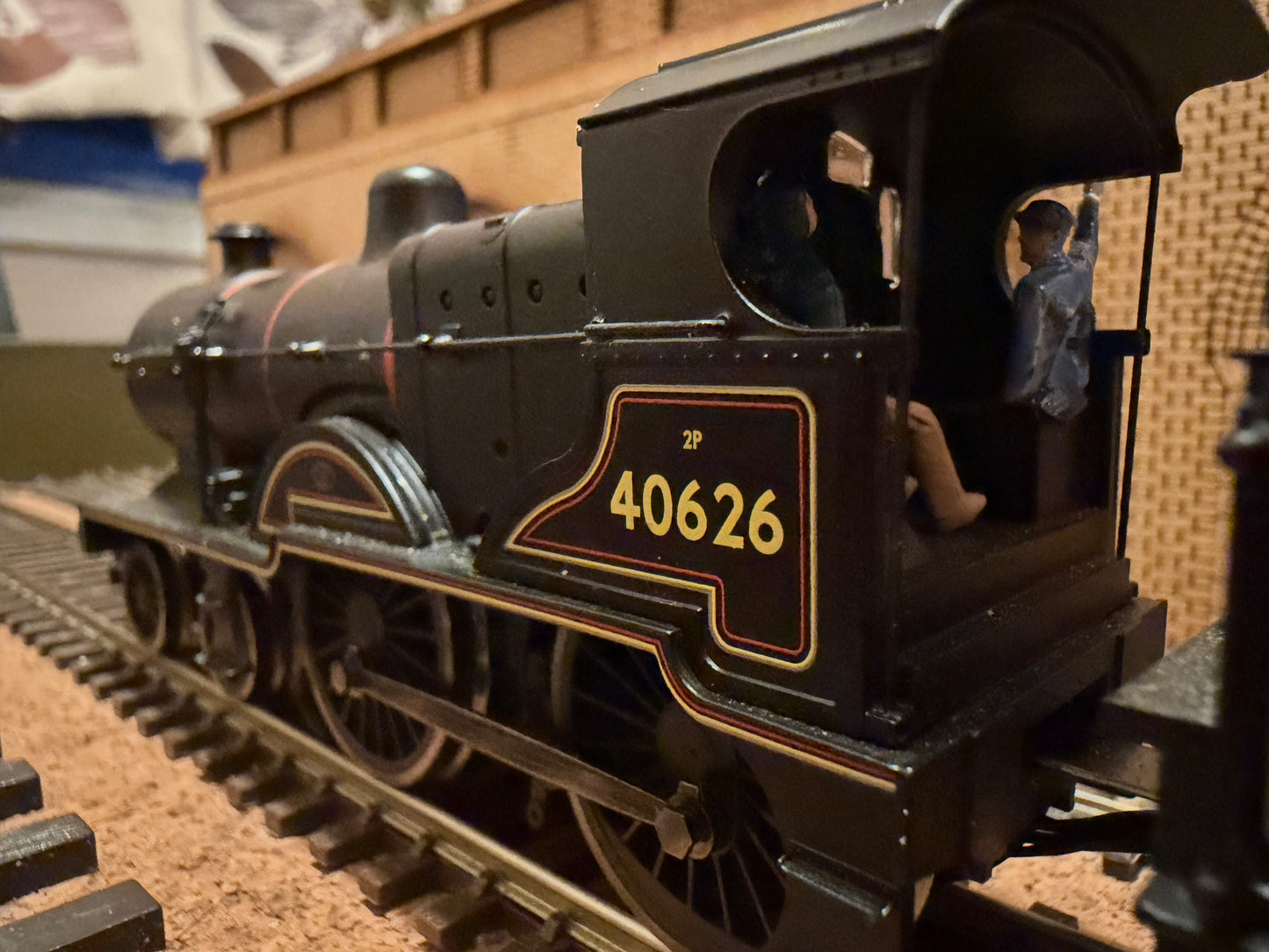 Hornby R3459TTS (OO) Ex LMS, ‘Fowler’ 2P No.40626 in British Railways Lined Black, (Shed Code 67D, Ardrossan Depot) DCC Sound Fitted 