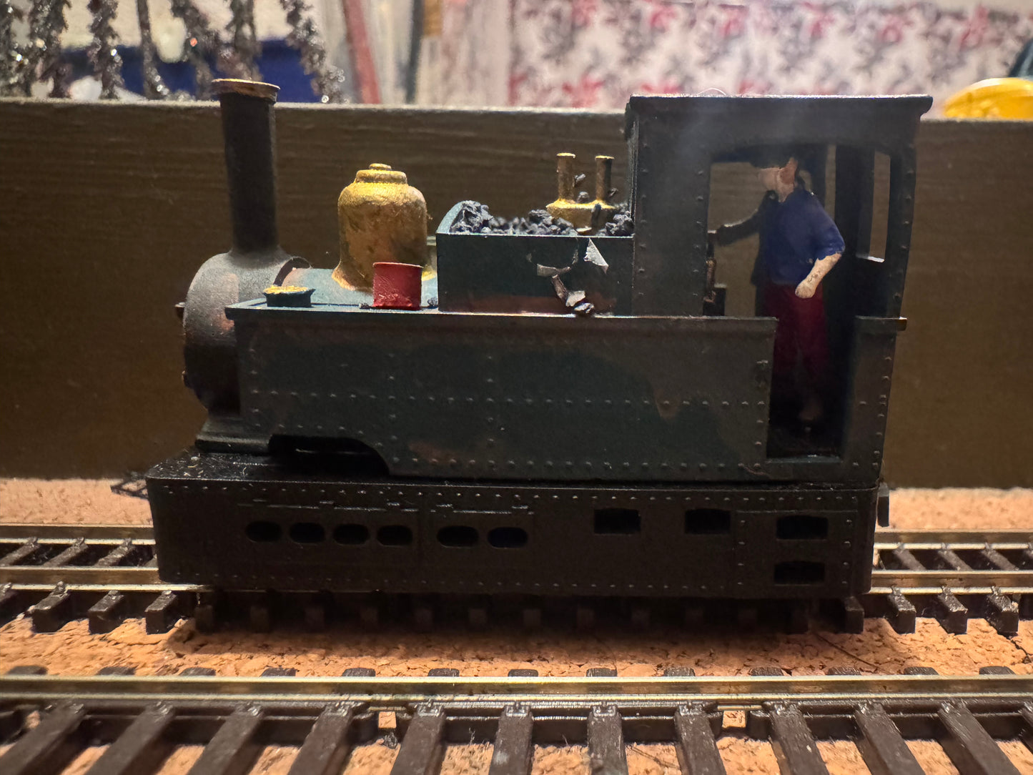 Kato / Narrow Minded (OO9) Freelance Steam Tramway loco. 