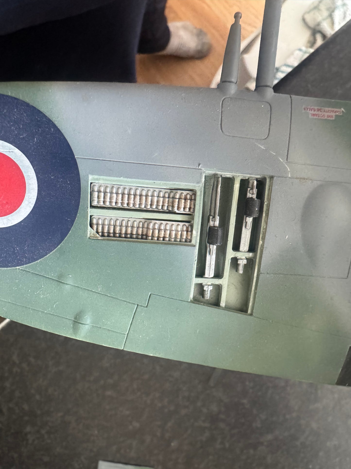 Revell 07404 (1:32 scale) Supermarine Spitfire MK22 PK596 RAT-L of 613 Squadron RAF ‘City of Manchester Squadron’ 