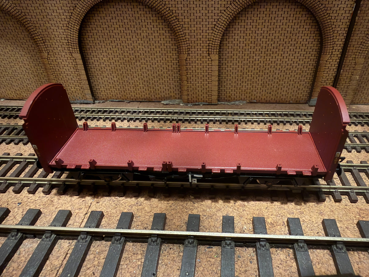 Bachmann 38-301 (OO) Ex British Rail, OTA Lumber Wagon with Load No.200817 in EWS Livery 
