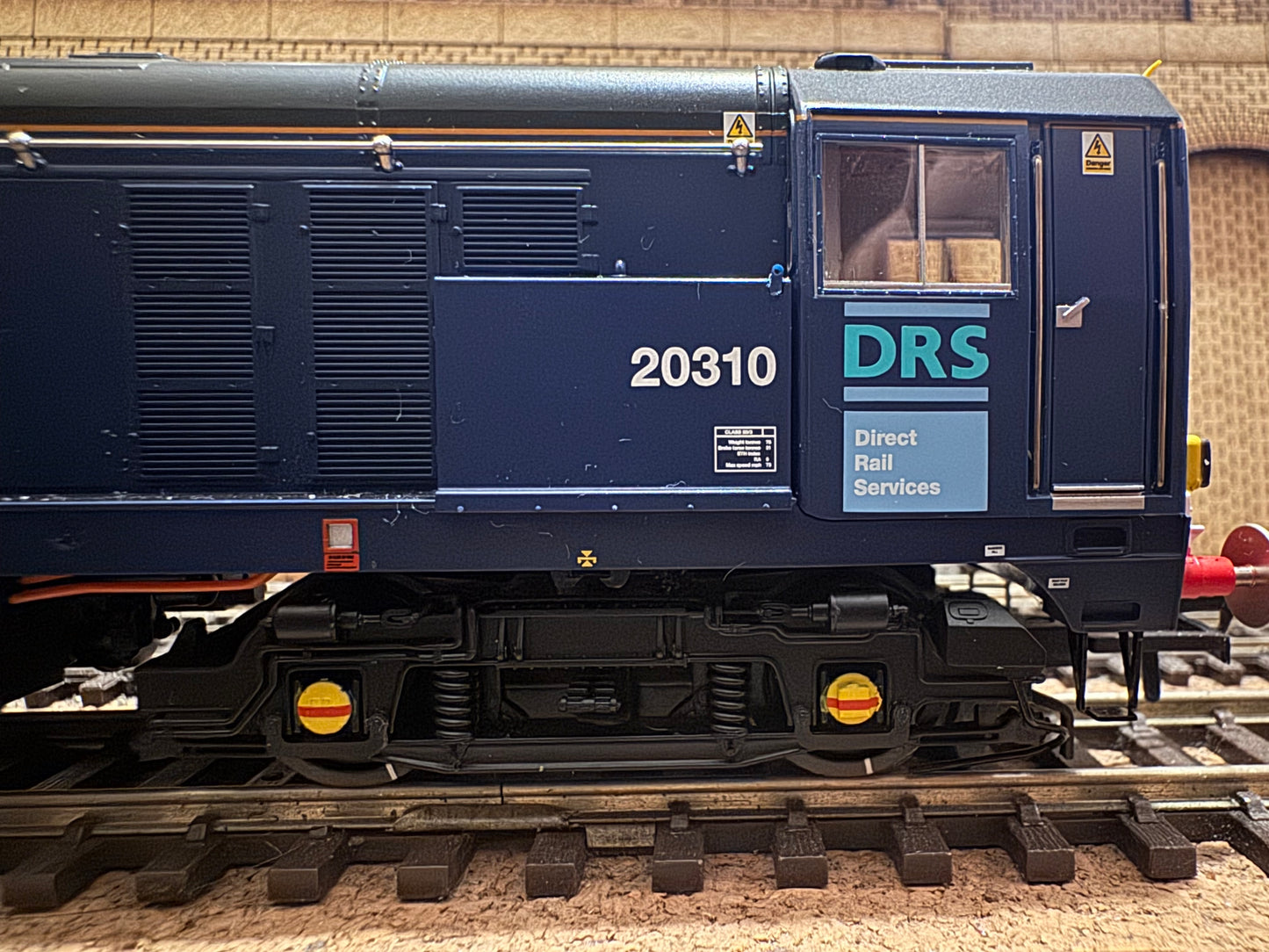 Bachmann 35-125ASF (OO) Ex British Railways Class 20/3 No.20310 “Gresty Bridge” in Direct Rail Service Livery. DCC Sound Ready 