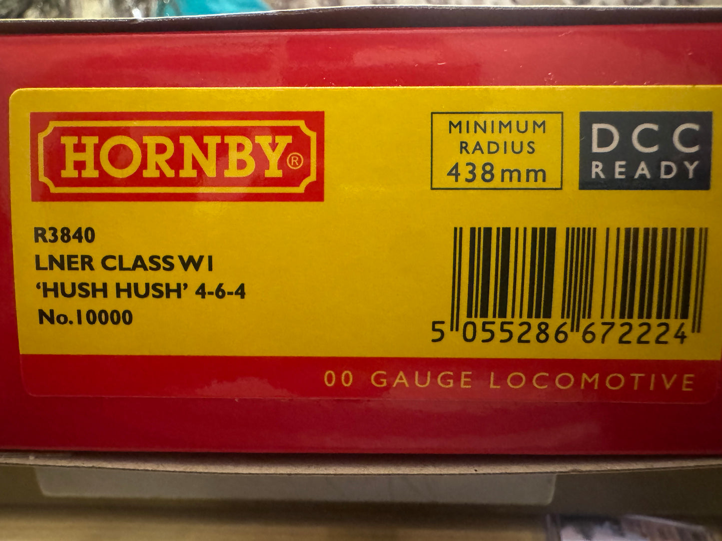Hornby R3840 (OO) London North Eastern Railway W1 No.10000 ‘Hush Hush’ in LNER Experimental Dark Grey. DCC Ready 