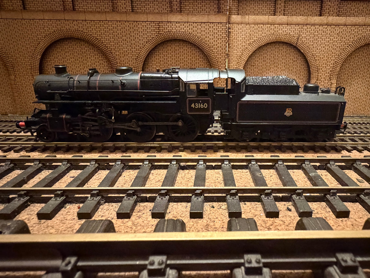 Bachmann 32-577 (OO) British Railways [LMS] ‘Ivatt’ 4MT ‘Fargo’ No.43160 in BR Lined Black. (Shed Code 32F, Great Yarmouth Beach Depot) DCC Ready 