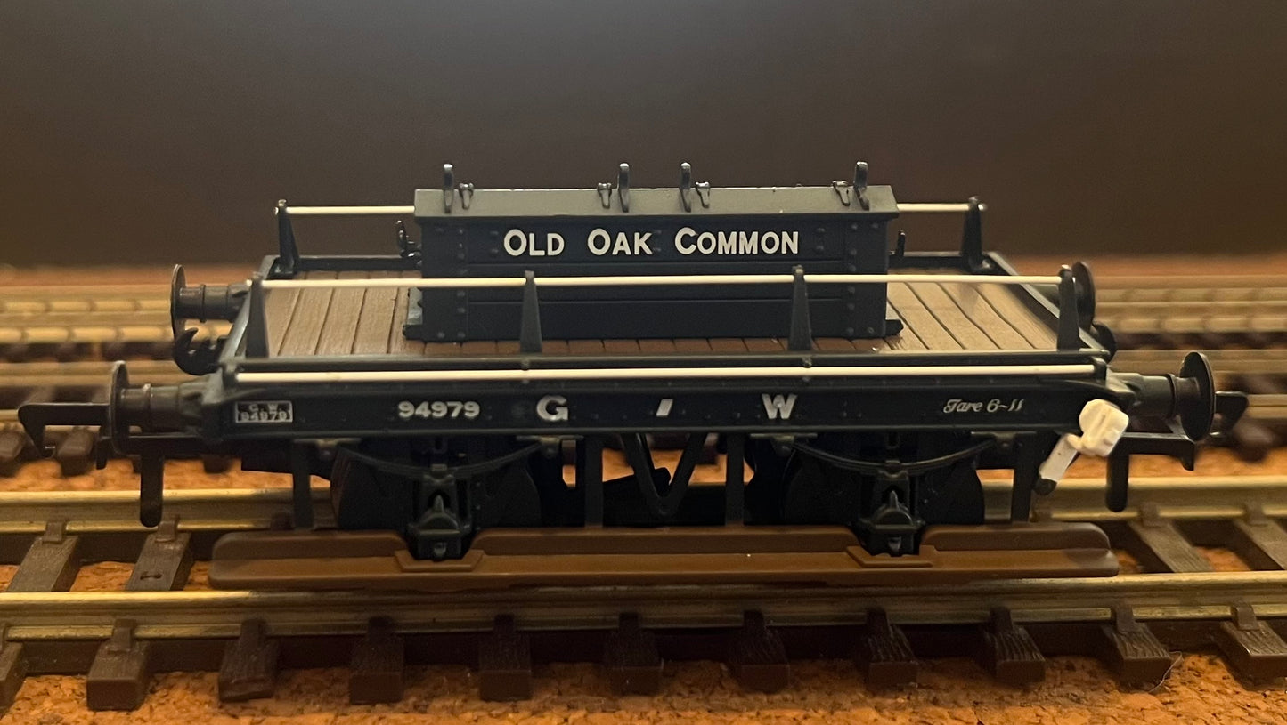 Bachmann (OO) Great Western Railway, Shunters Truck, No.94979 in GWR Grey. Old Oak Common Allocation