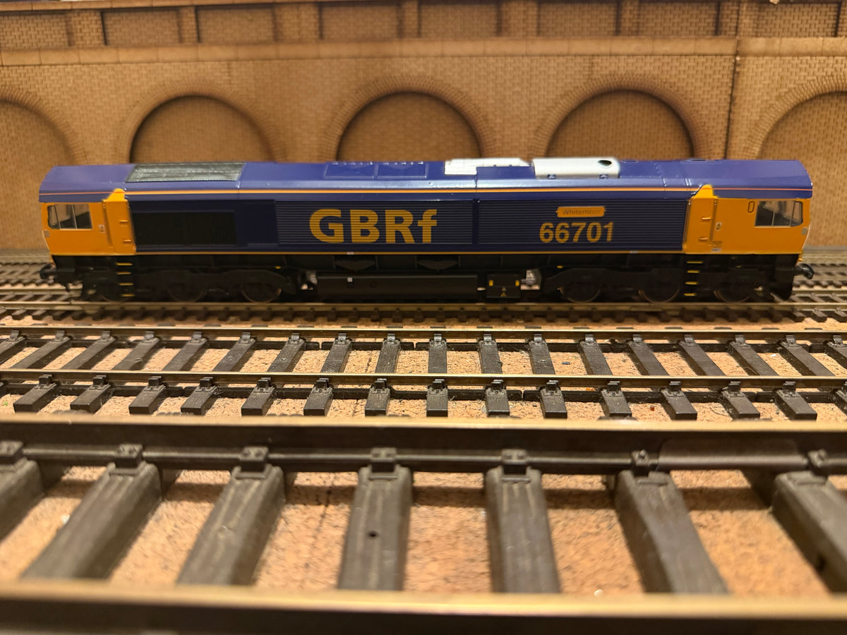 Bachmann 32-727 (OO) General Motors / GBRf, Class 66 No.66701 “Whitemoor” in GBRf Blue & Yellow. DCC Ready