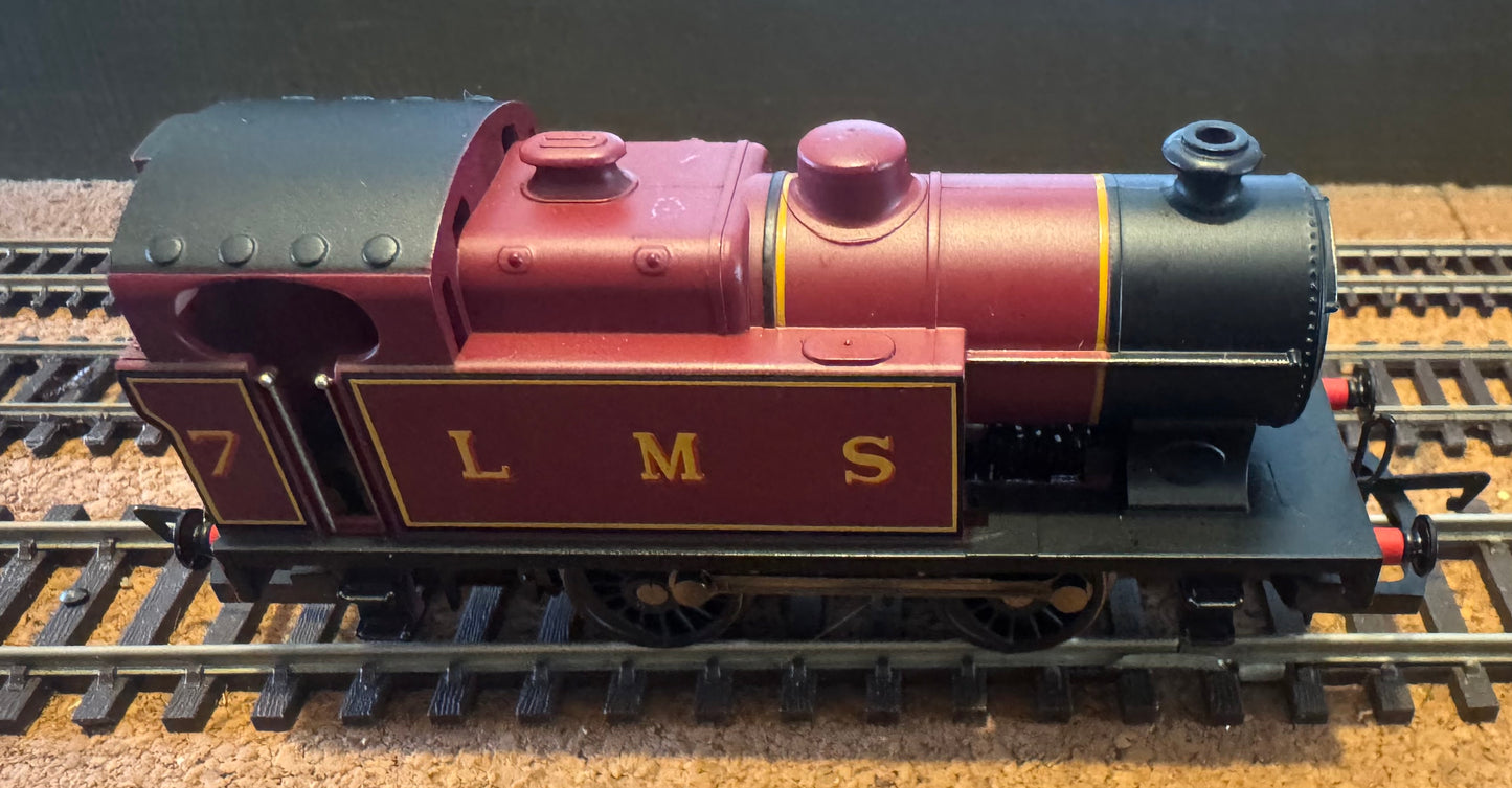 Hornby Railroad R30088 (OO) Hornby Industrial D, No7 in London Midland & Scottish Railway Lined Crimson Lake. Special Edition. 