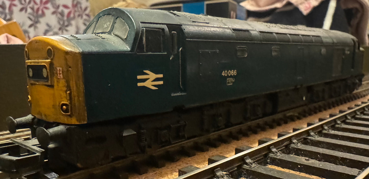 Lima (OO) British Railways Class 40, No.40066 in weathered lightly British Rail Blue