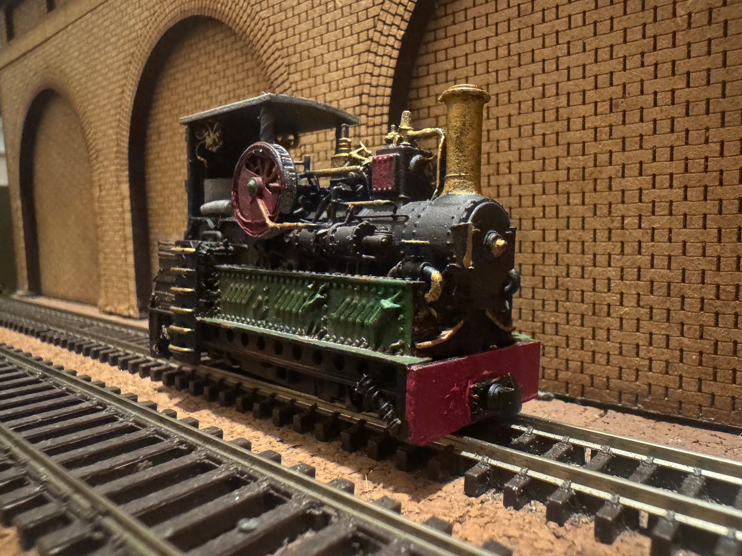 Kato / Mark Holcroft Model Works (OO9) Freelance Flywheel Loco 