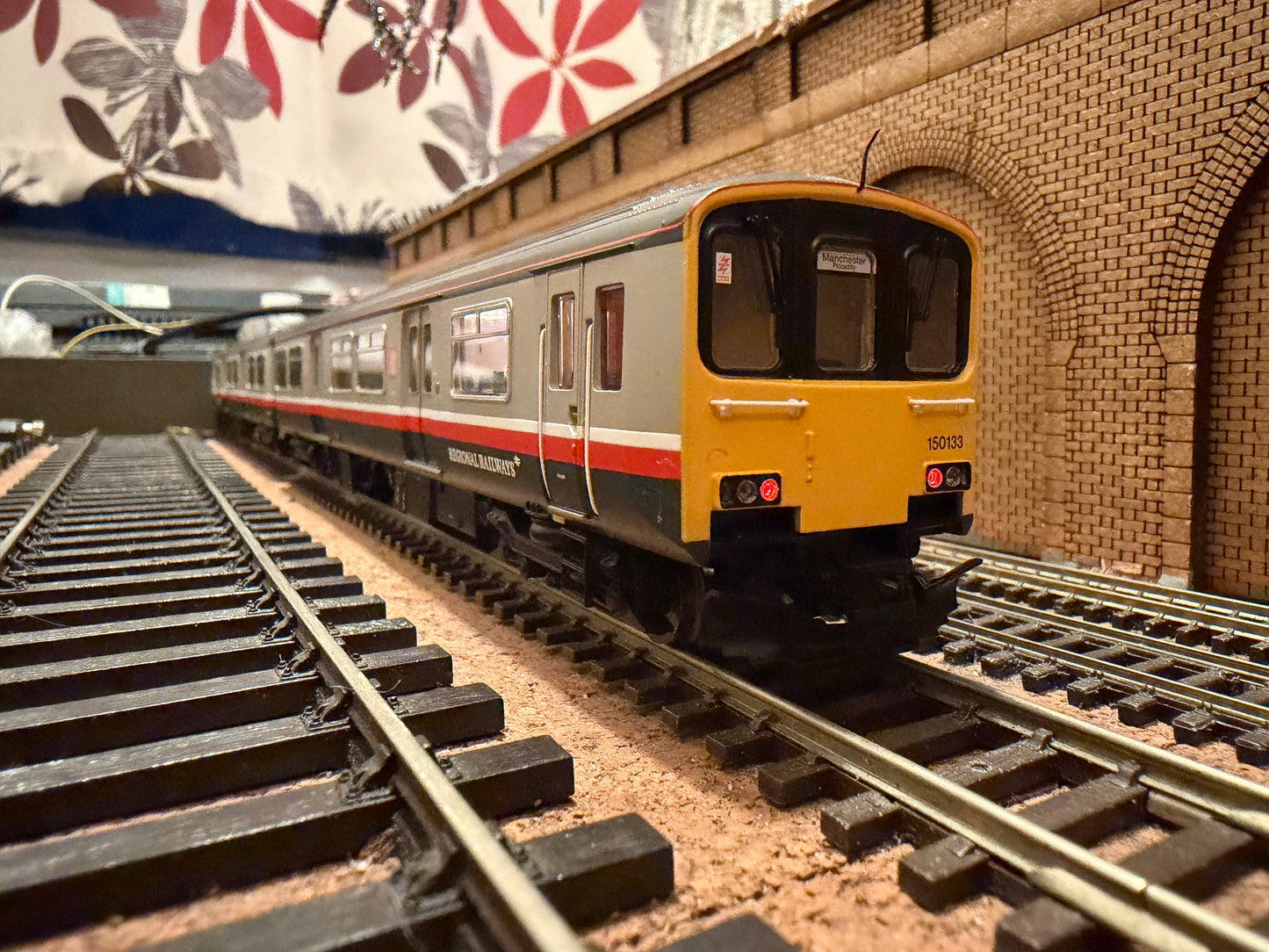 Bachmann 32-930 (OO) British Rail, Class 150/1 No.150133 in Regional Railways / Manchester Passenger Transport Executive Livery. DCC Ready 