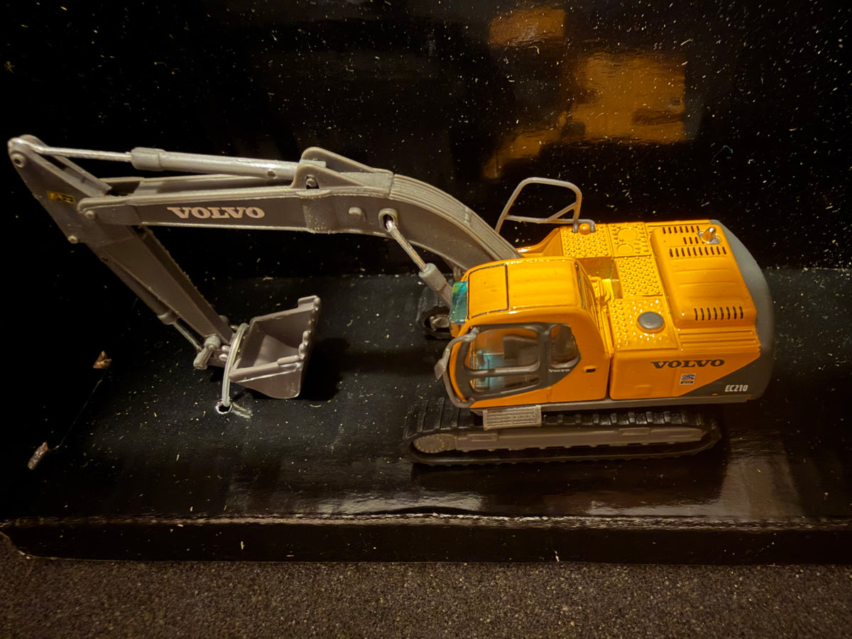 Hobby Works / Volvo (1:87 / HO) Volvo EC210 Crawler Excavator 