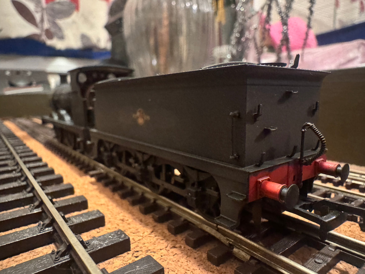 Bachmann 31-461 (OO) Ex SECR / SR C Class No.31592 in Heavily Weathered British Railways Unlined Black. DDC Ready 