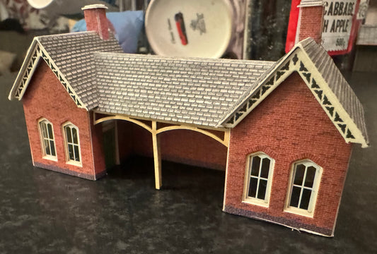 Metcalfe (N Gauge) Country Station (Small) Platform Building.