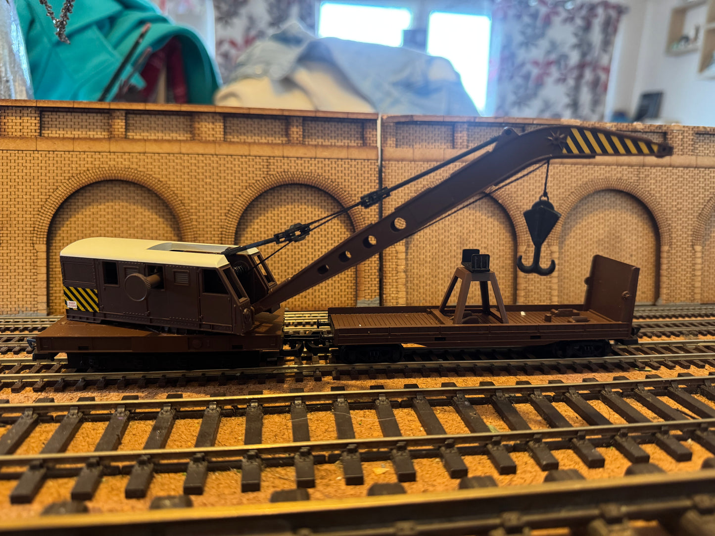 Hornby Thomas & Friends R9699 (OO) Thomas & The Breakdown Train Starter Set. 