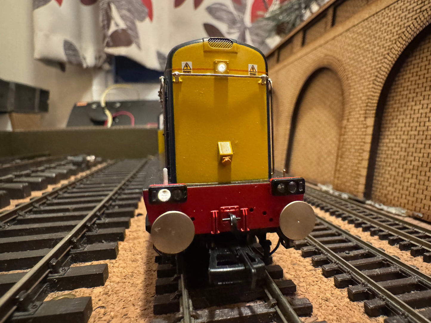 Bachmann 35-125ASF (OO) Ex British Railways Class 20/3 No.20310 “Gresty Bridge” in Direct Rail Service Livery. DCC Sound Ready 