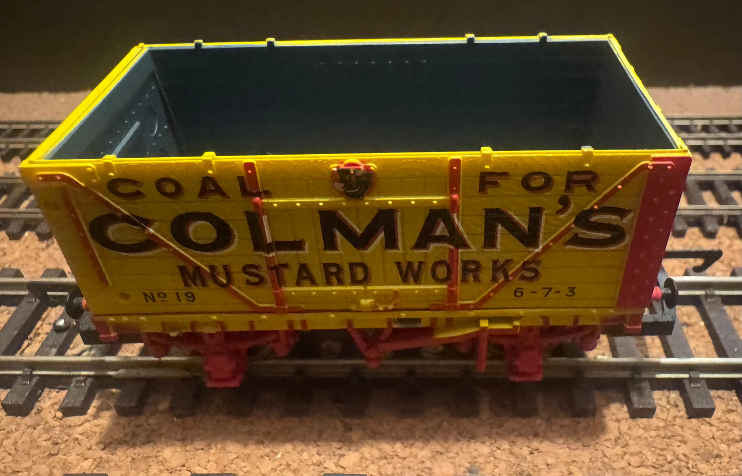 Hornby R6345 (OO) Colman’s Eight Plank End Tipper Open Coal Wagon No.19 in Colmans Mustard Works Yellow and Red Livery