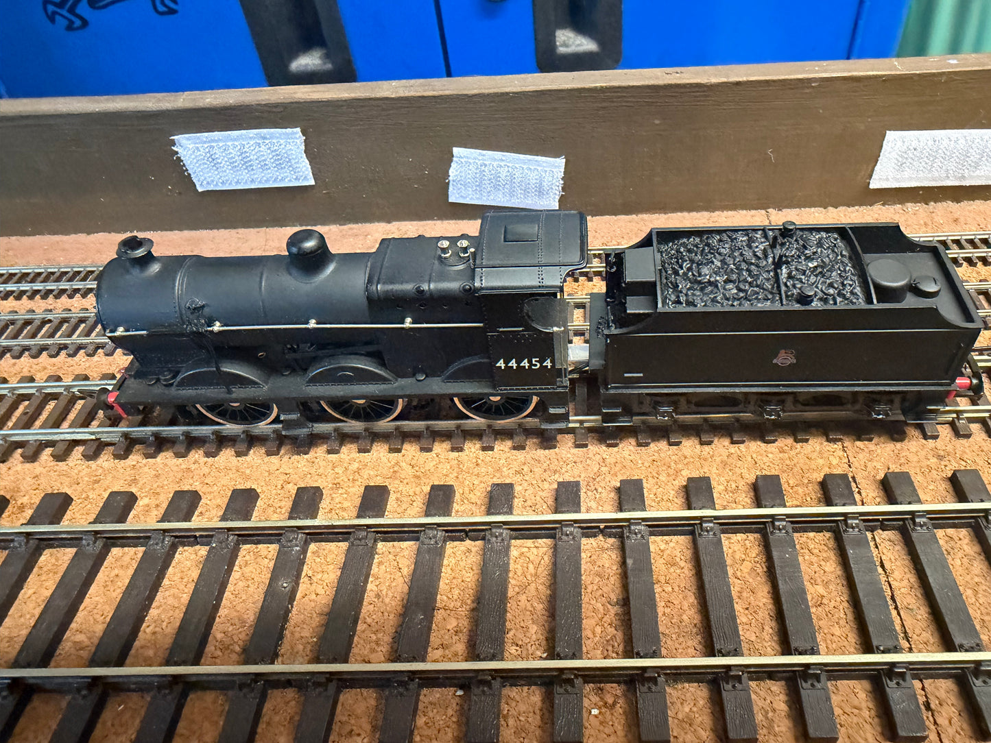 AirFix GMR 54123 (OO) Ex LMS ‘Fowler’ 4F No.44454 in British Railways Unlined Black. 
