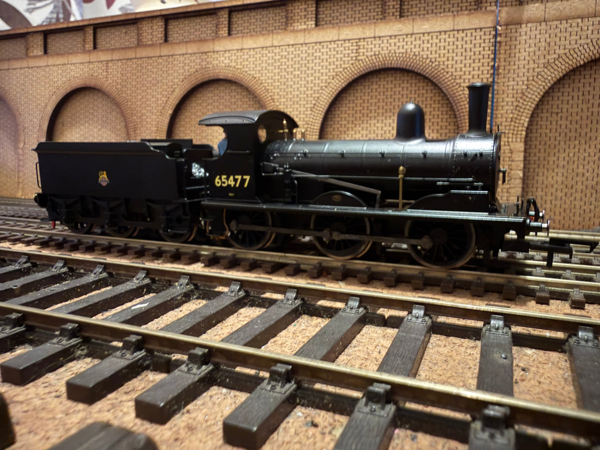 Hornby R3415 (OO) Ex GER / LNER J15 No.65477 in British Railways Unlined Black. (Shed Code 31A, Cambridge Depot) DCC Ready. 