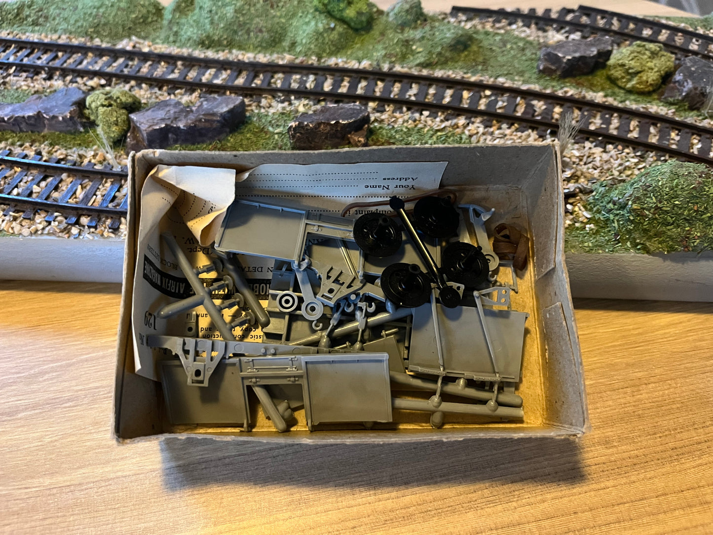 Airfix (OO) British Railways 16 Ton Mineral Wagon Kit.