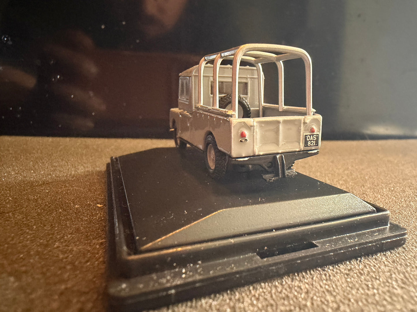 Oxford Diecast 76LAN1109001 (1:76 / OO) Land Rover Series One, Long Wheel-base 