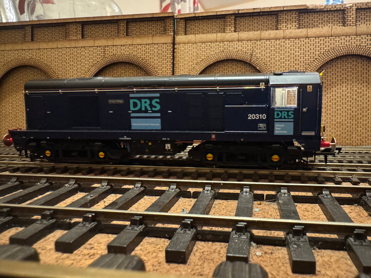 Bachmann 35-125ASF (OO) Ex British Railways Class 20/3 No.20310 “Gresty Bridge” in Direct Rail Service Livery. DCC Sound Ready 