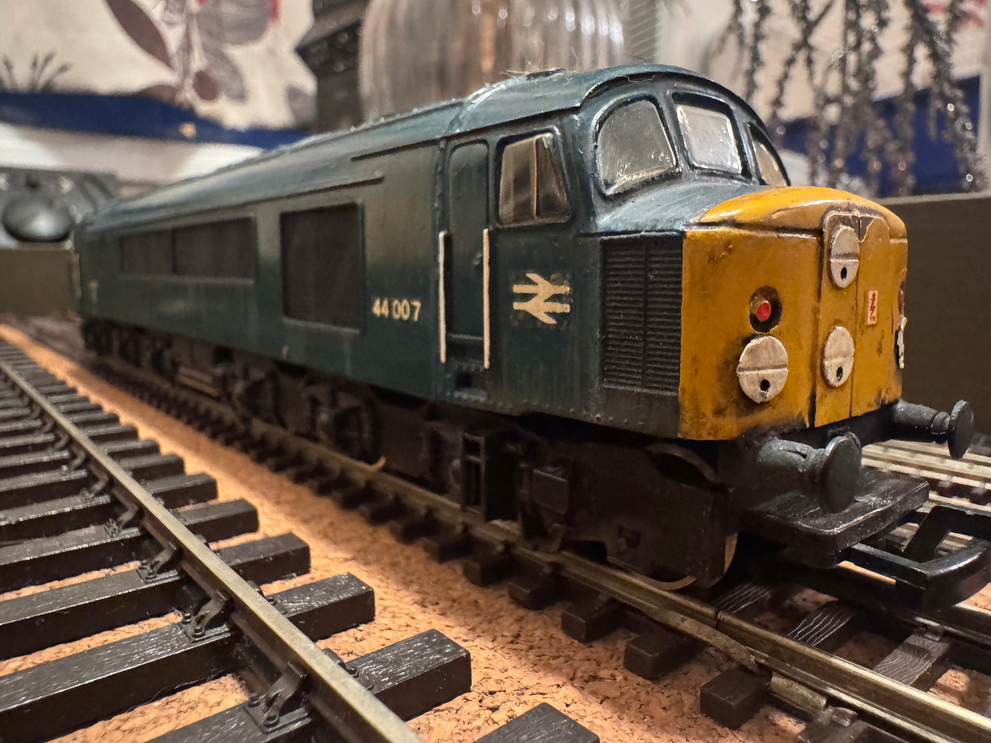 Mainline / Unknown Manufacturer 37-051 (OO) British Railways Class 44 No.44007 in BR Blue. 