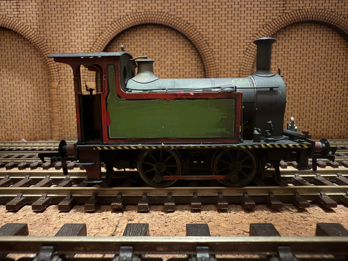 Rapido 923001 (OO) Ex North Eastern Railway, H Class [Y7] in Heavily Weathered Apple Green without decals. DCC Ready 