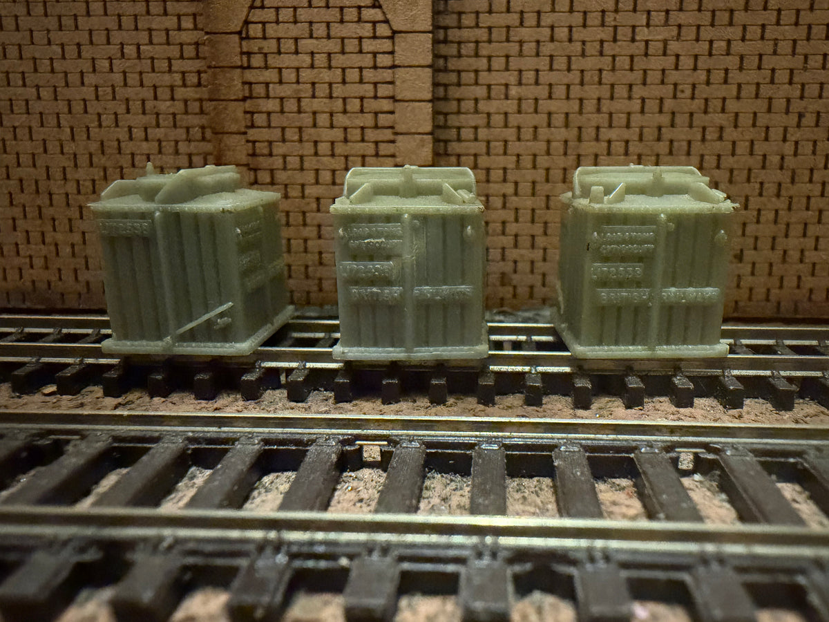 Tri-ang T.276 (TT) British Railways Container Flat No.B530298 in BR Bauxite with Containers 