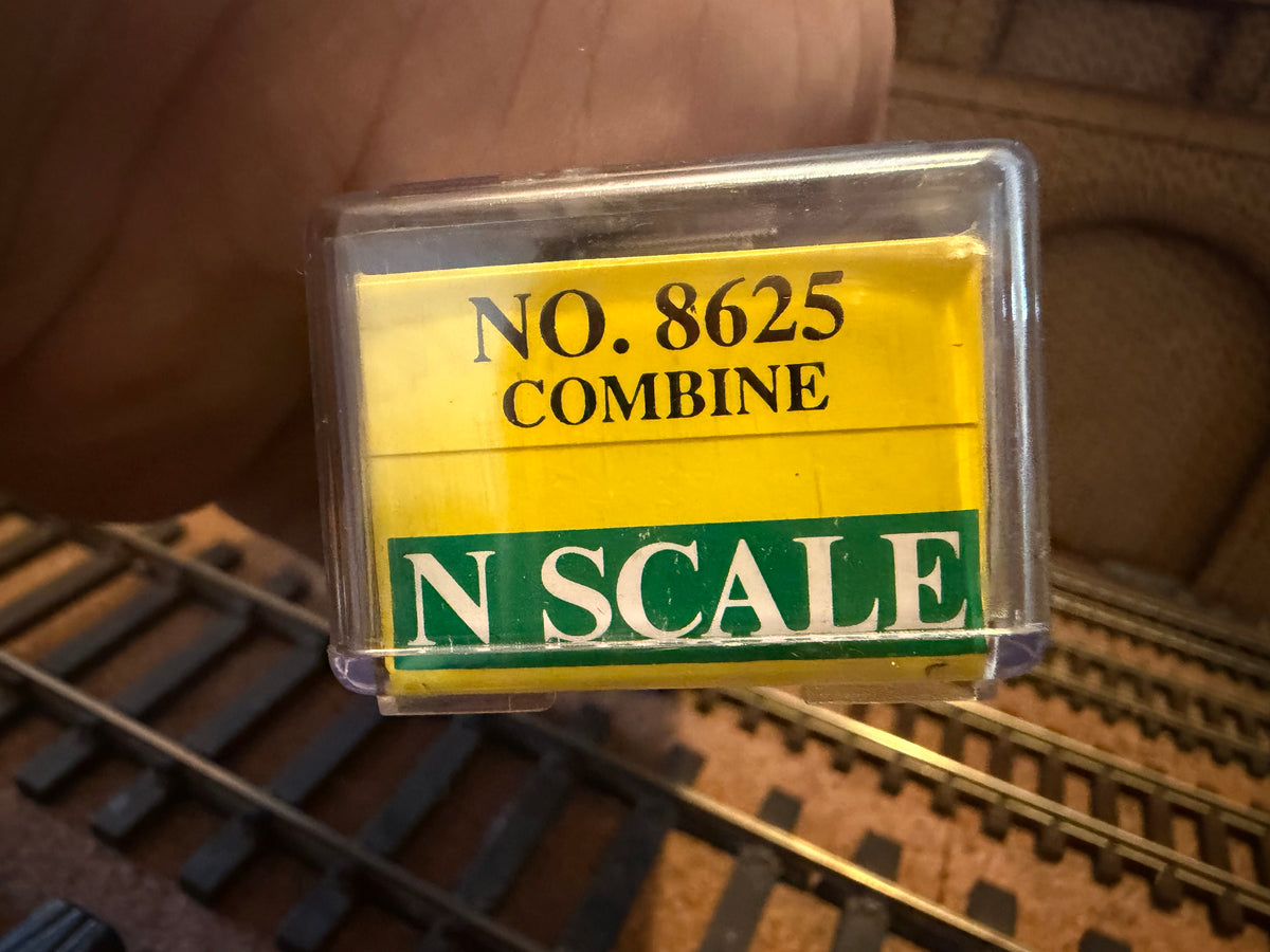 Model Power No.8625 (N Scale) Santa Fe, United States Mail service combination coach No.1482 