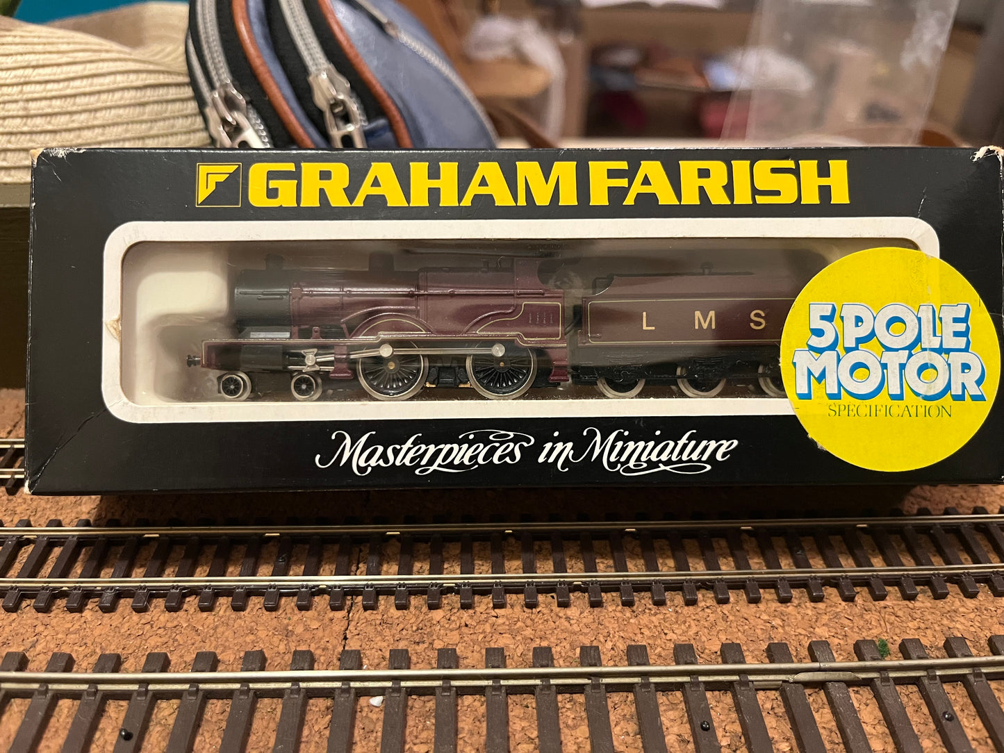 Graham Farish (N Gauge) London Midland and Scottish Railway, 4P ‘Compound’ No.1111 in LMS Crimson Lake.