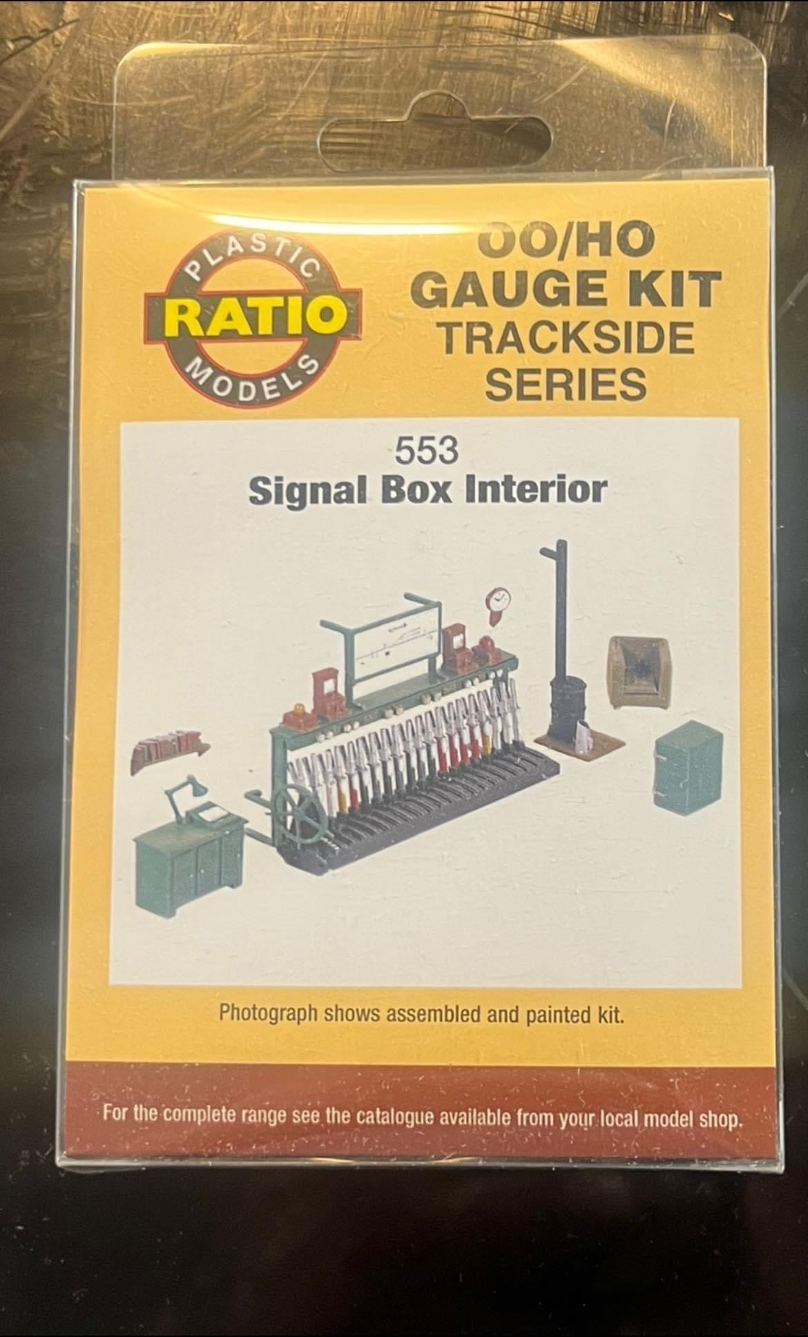 Wills / Ratio Kits, Timber Signal Box and interior kits
