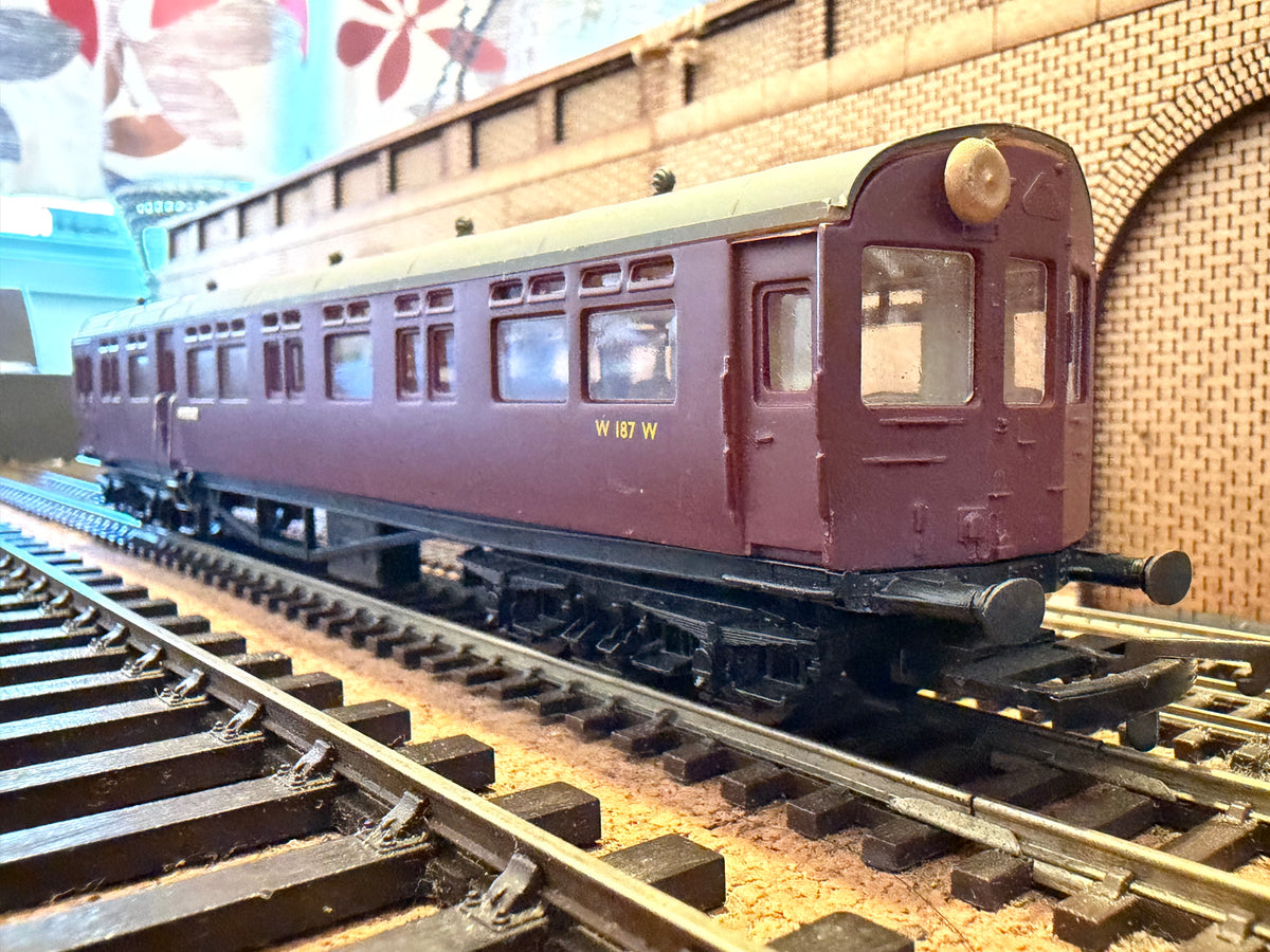 Airfix 54256 (OO) Ex GWR Auto-coach No.W187W in British Railways Unlined Maroon