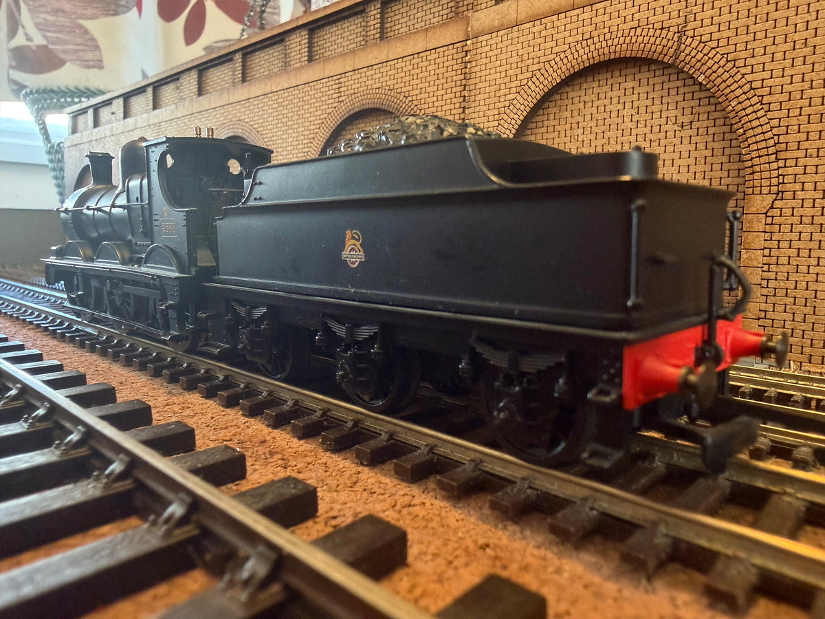 Hornby R2275A (OO) Ex GWR 2301 Class No.2528 in British Railways Unlined Black. (Shed Code, 89A Oswestry Depot) 