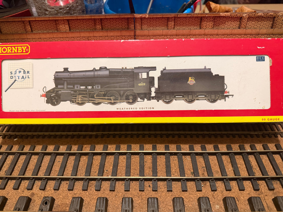 Hornby R2395A (OO) Ex LMS ‘Stanier’ 8F No.48062 in Lightly Weathered British Railways Unlined Black. (Shed Code, 14A Cricklewood East Depot) DCC Ready £72 