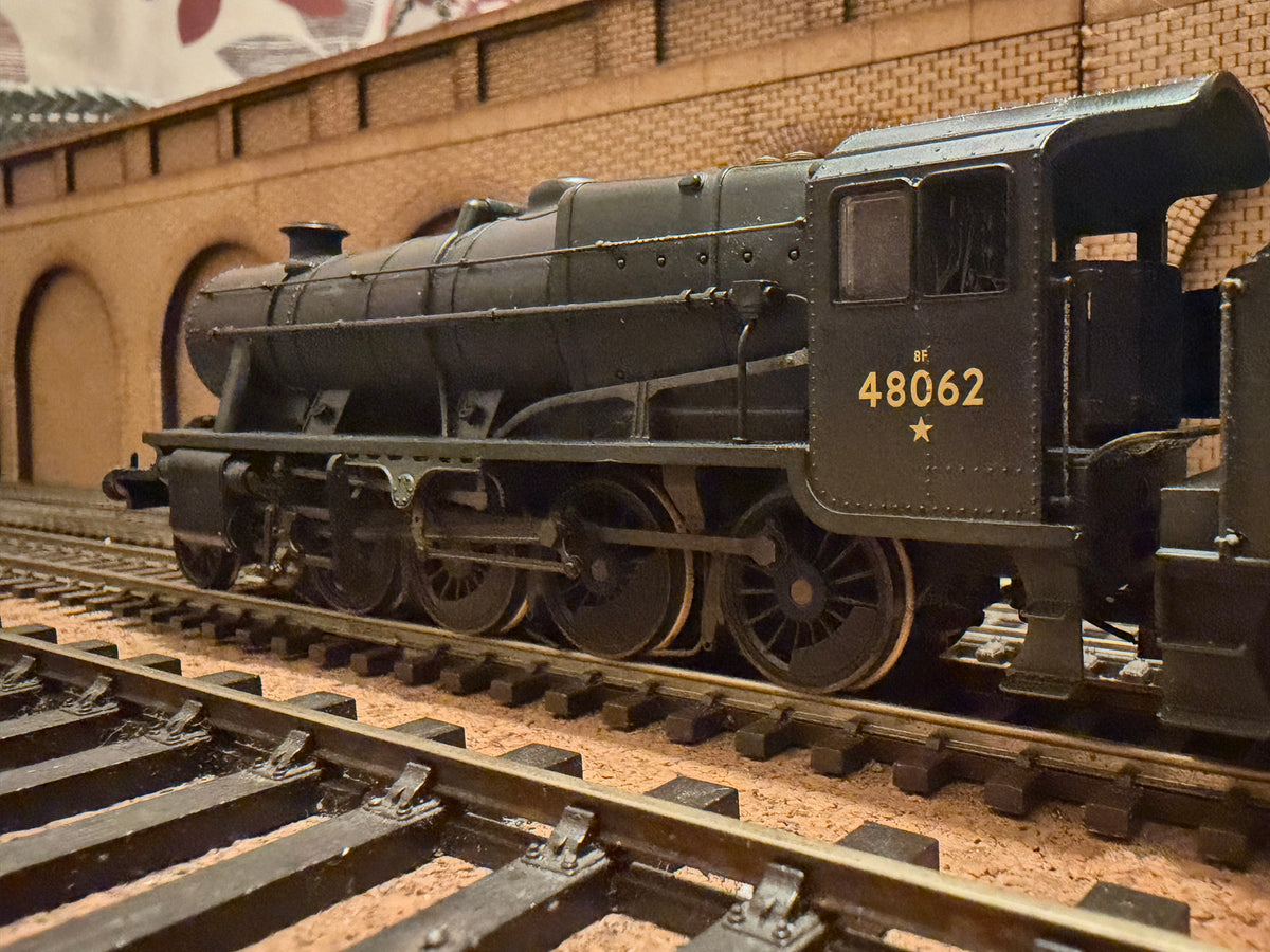 Hornby R2395A (OO) Ex LMS ‘Stanier’ 8F No.48062 in Lightly Weathered British Railways Unlined Black. (Shed Code, 14A Cricklewood East Depot) DCC Ready £72 