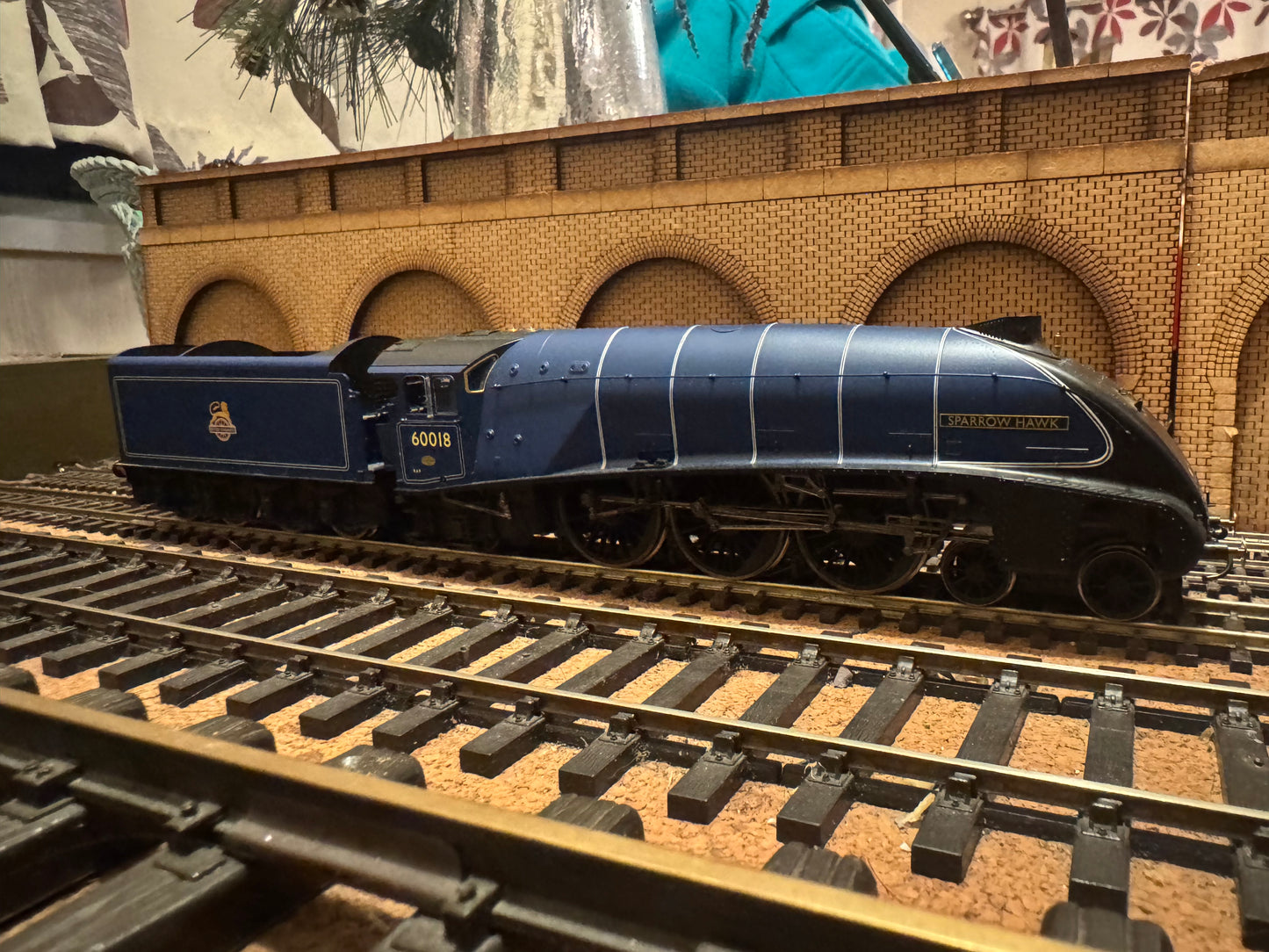 Hornby R2991XS (OO) Ex LNER A4 No.60018 ‘Sparrow Hawk’ in British Railways Express Blue. (Shed Code 52A, Gateshead Depot) DCC Sound Fitted 