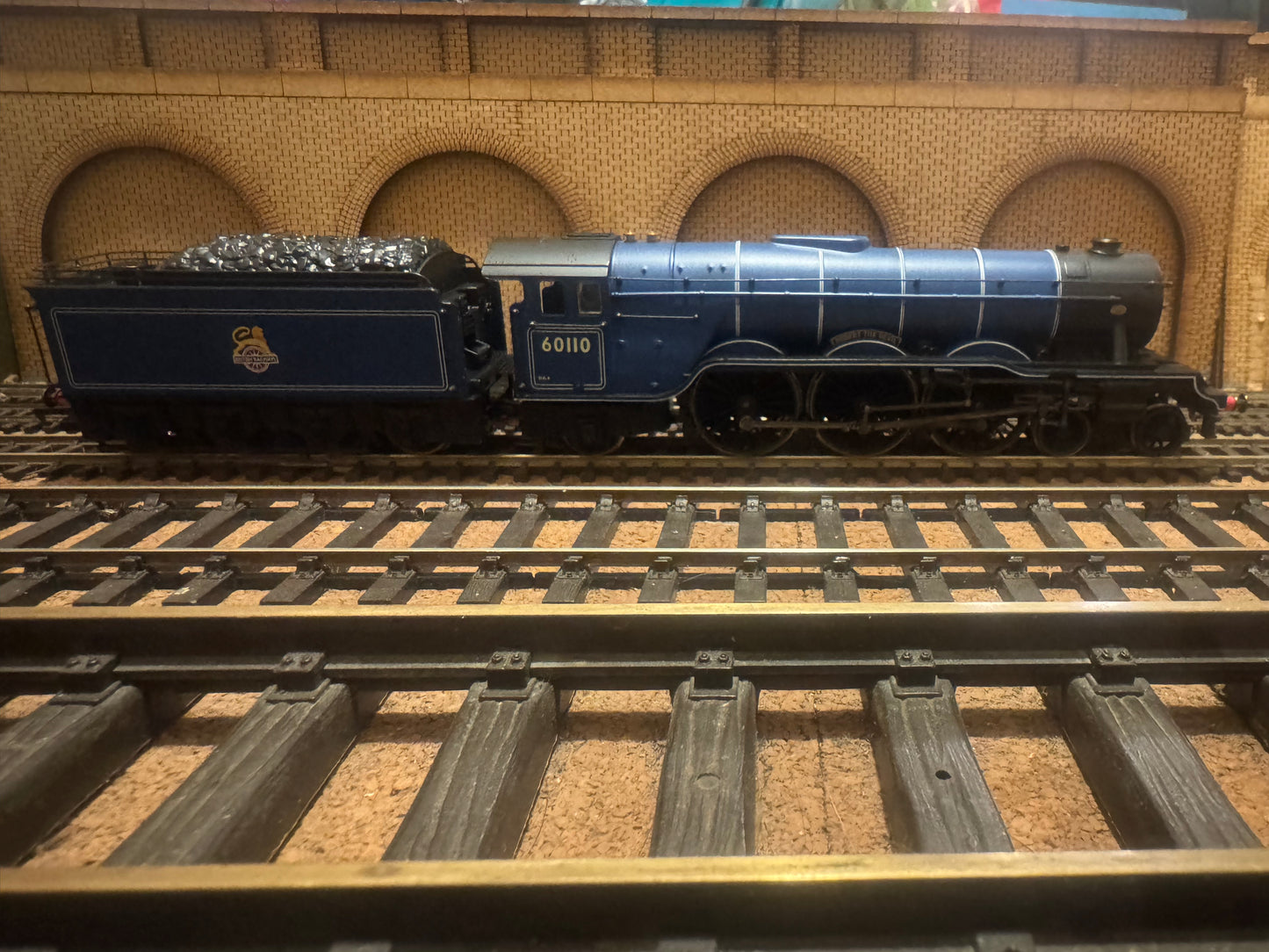 Hornby R2201 (OO) Ex LNER A3 No.60110 “Robert The Devil” in British Railways Express Blue. (Shed Code 34A, Kings Cross Depot) 