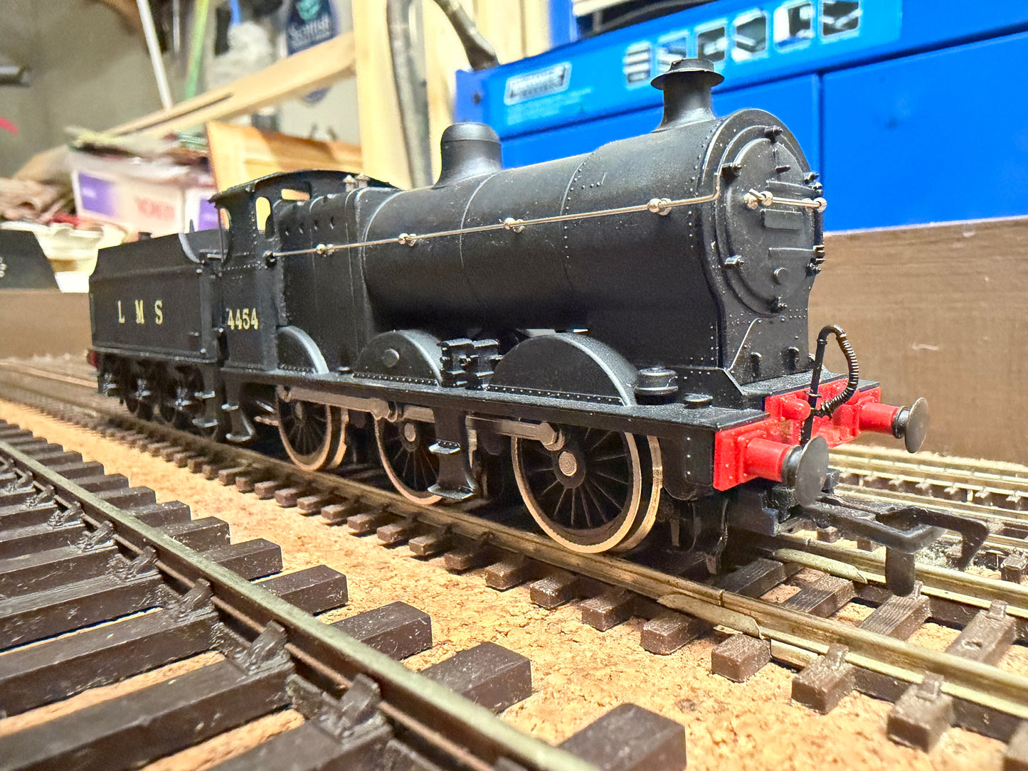 Airfix 45122-6 (OO) London Midland & Scottish Railway ‘Fowler’ 4F No.4454 in LMS Unlined Black 
