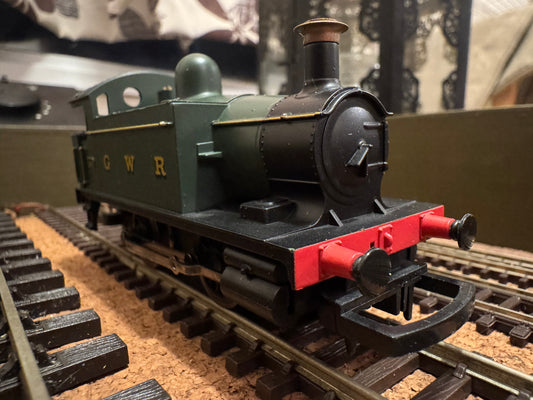 Hornby R2670 (OO) Great Western Railway 101 Class No.104 in GWR unlined Brunswick Green 