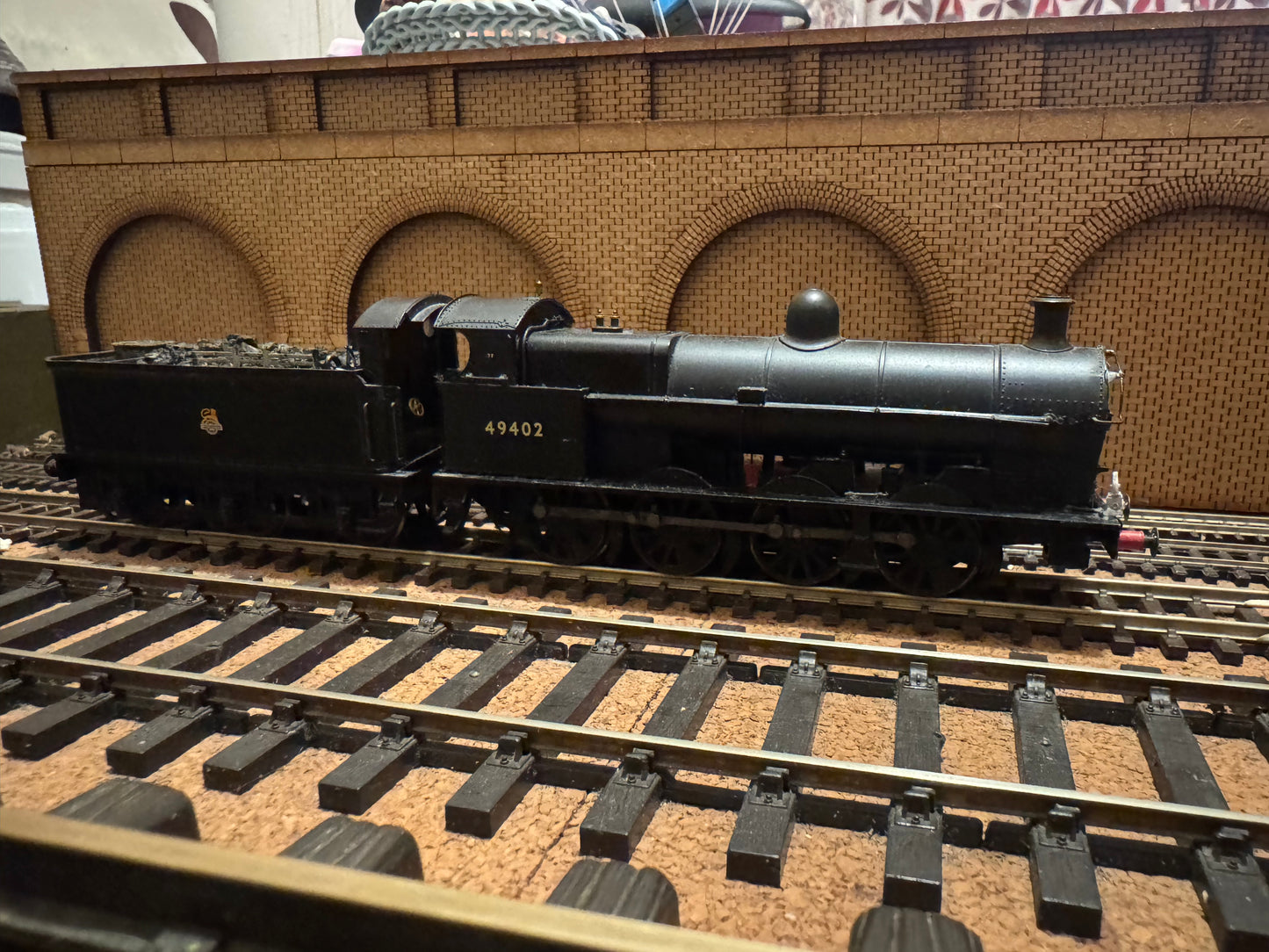 Bachmann 31-476A (OO) Ex LNWR / LMS, G2A “Super D” (7F) in lightly weathered British Railways unlined black. (Shed Code 10A, Wigan Springs Bank Depot) DCC Ready. 