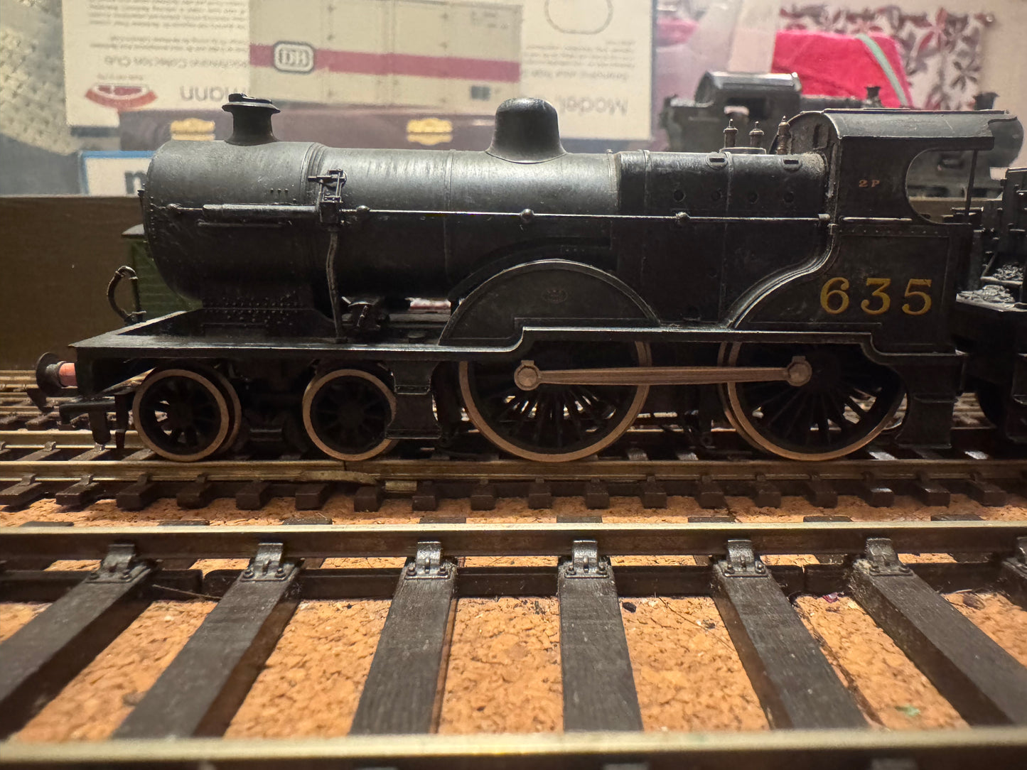 Mainline 937514 (OO) London Midland & Scottish Railway 2P in Weathered LMS Wartime Black. (Shed Allocation 22C, Bath Green Park Depot)