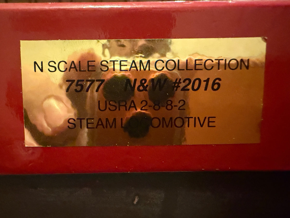 Life-Like Trains 7577 (N Scale) United States Railroad Administration 2-8-8-2 / Norfolk & Western Railroad Y2 No.2016 in N&W Black. 