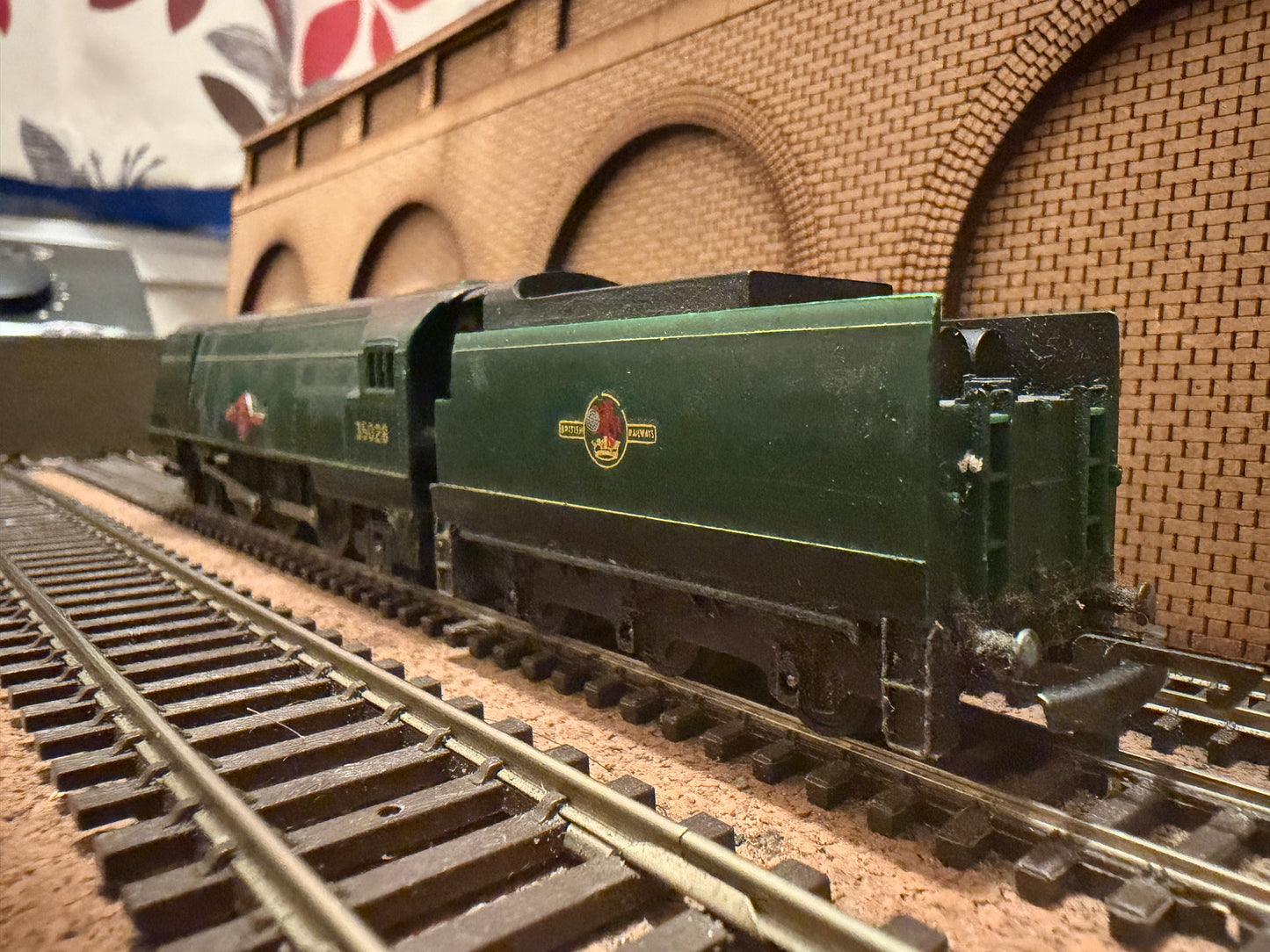 Tri-ang T.3 (TT) Merchant Navy Starter Set 