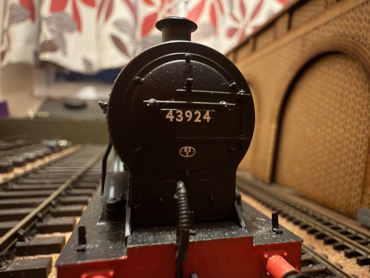 Bachmann 31-882 (OO) Ex MR / LMS, ‘Fowler’ 3835 Class / 4F No.43924 in British Railways Unlined Black. (Shed Code 82E, Bristol Barrow Road Depot) DCC Ready 
