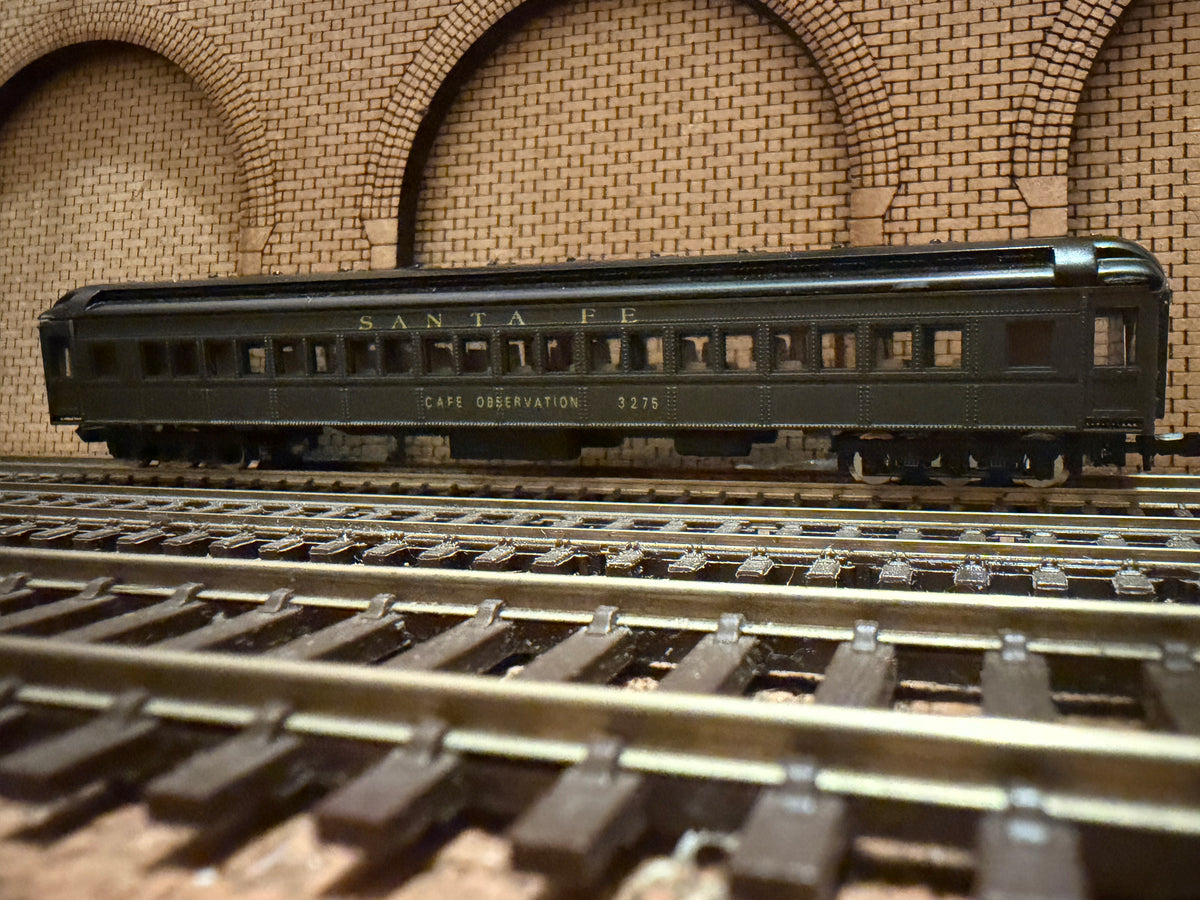 Model Power No.8620 (N Scale) Santa Fe, Cafe Observation Car No.3275 