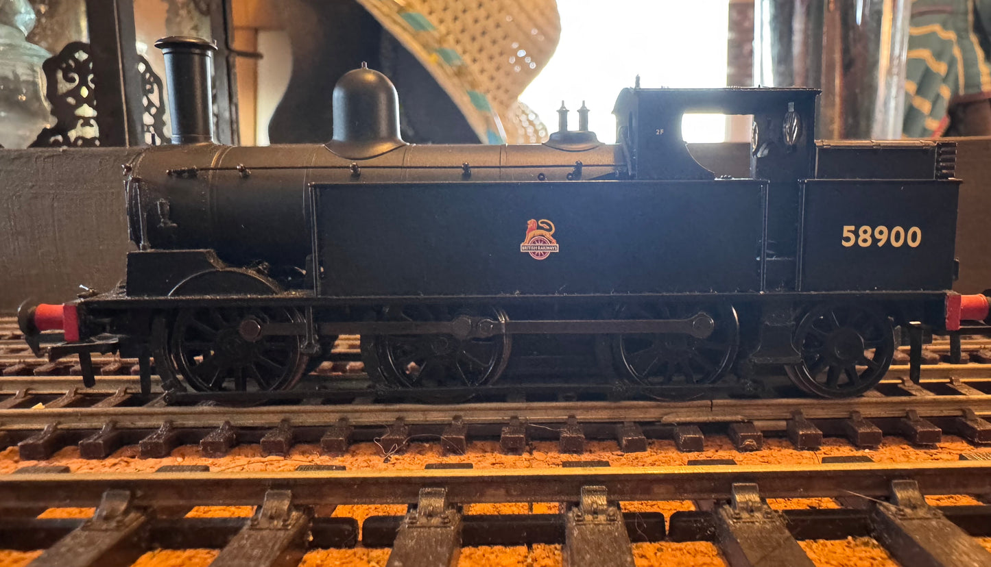 Bachmann 30-180 (OO) Station Pilot Starter Set. DCC Ready 