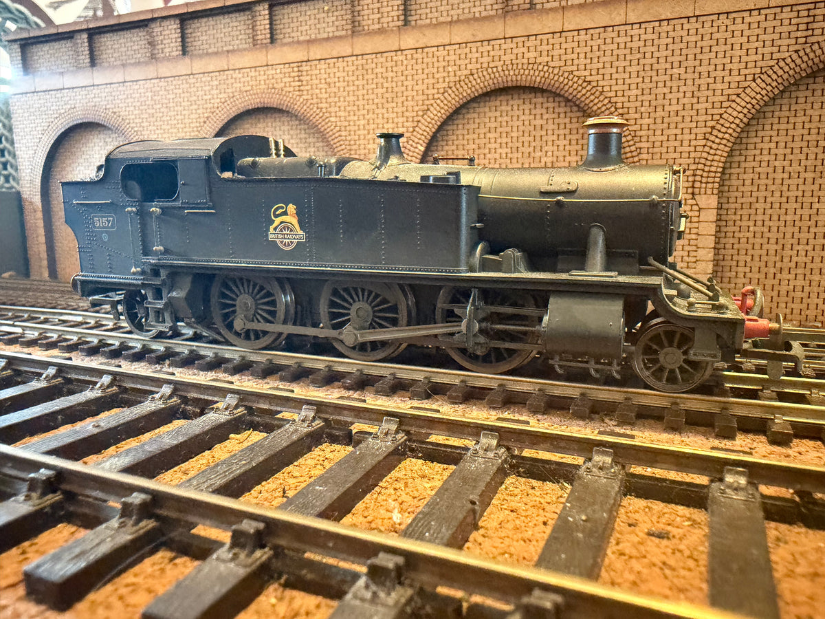 Hornby R2624 (OO) Ex GWR 5101 ‘Large Prairie’ in Weathered British Railways Unlined Black. (Shed Code, 83A Taunton Depot) DCC Ready 