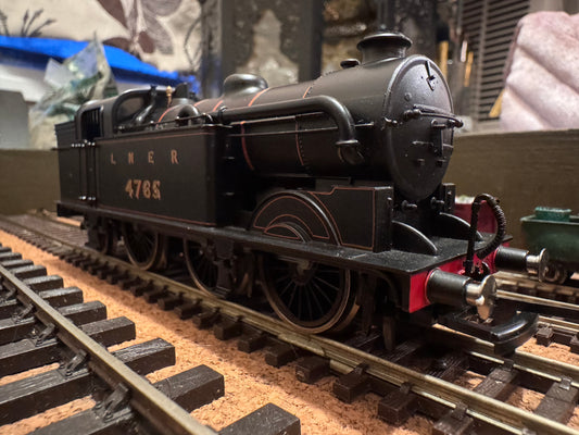 Hornby R3465 (OO) Ex GNR, N2/1 No.4765 In London North Eastern Railway Lined Black. DCC Ready 
