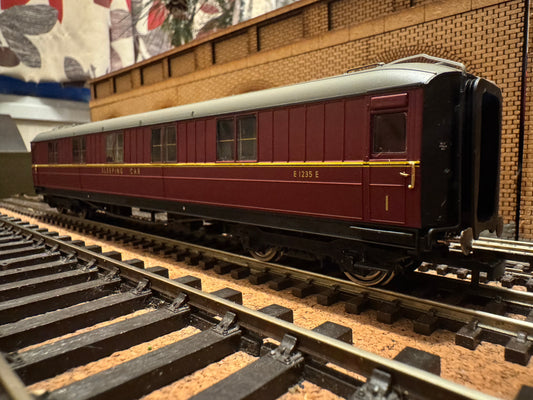 Hornby R4264A (OO) Ex LNER ‘Gresley’ First Class Sleeping Coach 