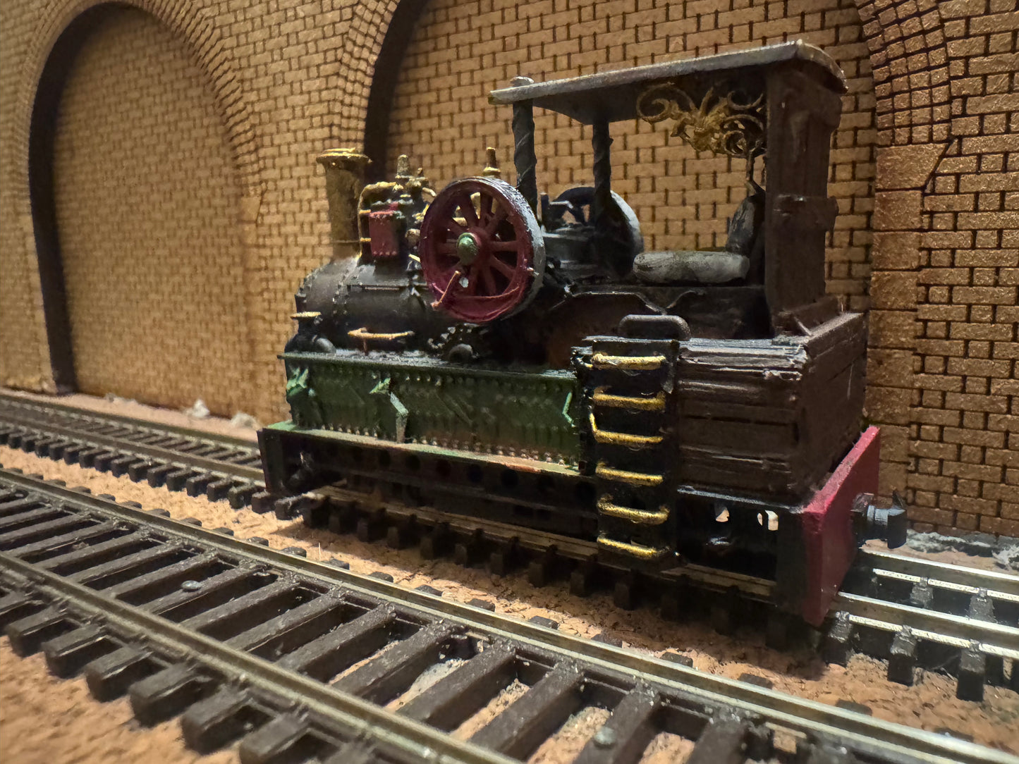 Kato / Mark Holcroft Model Works (OO9) Freelance Flywheel Loco 