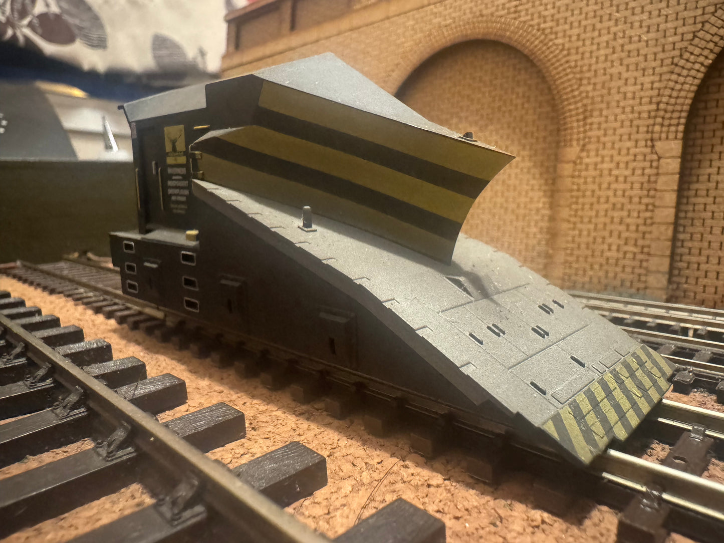 Flangway (OO) British Rail, Independent Snowplough No.ADB965206 in lightly weathered
BR Highland Rail Livery 